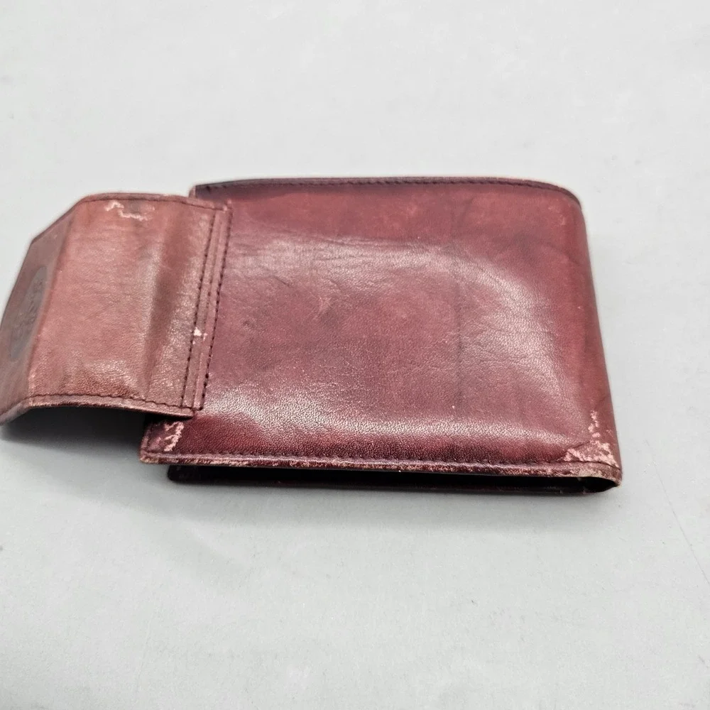 Buxton Vintage Burgundy Top Grain Cowhide Leather Bifold Wallet with Coin Pocket